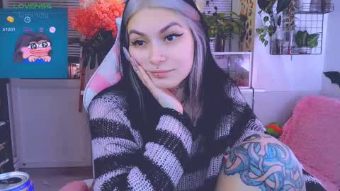 Jelya online show from March 4, 2025, 3:26 pm