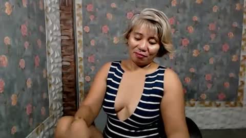 Snapshot of jemm36 chatting on December 10, 2024, 7:43 pm Jem online show from December 10, 2024, 7:43 pm