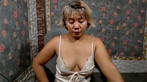 Snapshot of jemm36 chatting on December 25, 2024, 10:16 pm Jem online show from December 25, 2024, 10:16 pm