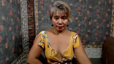 Snapshot of jemm36 chatting on January 13, 2025, 12:35 pm Jem online show from January 13, 2025, 12:35 pm