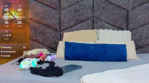 Snapshot of jenacooper__ chatting on May 7, 2026, 2:50 am Jena online show from May 7, 2026, 2:50 am