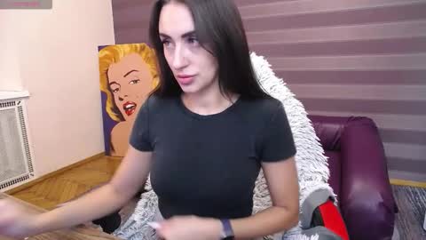 Kira online show from November 29, 2025, 9:34 am