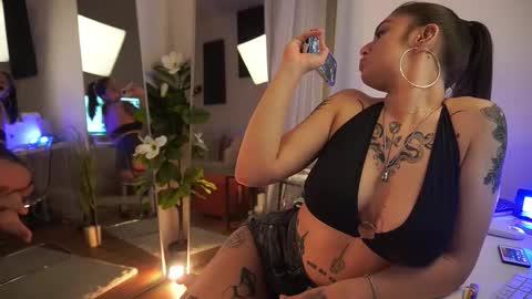 jeniffer_foxx online show from September 17, 2025, 4:58 am