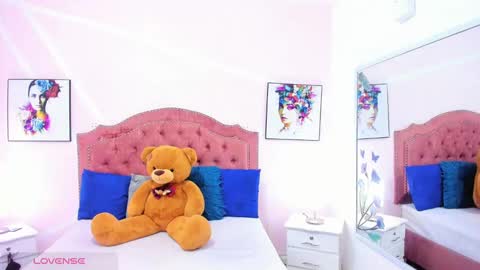 Jenna online show from February 9, 2025, 1:14 pm