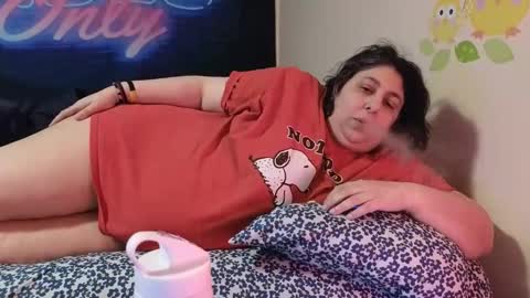 Snapshot of jennabrady chatting on January 17, 2026, 6:33 pm Dragon Queen. Be my Dragon -- and online show from January 17, 2026, 6:33 pm