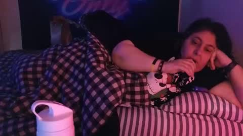 Snapshot of jennabrady chatting on February 14, 2026, 2:14 pm Dragon Queen. Be my Dragon -- and online show from February 14, 2026, 2:14 pm