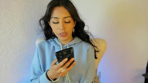 Jenner online show from December 24, 2024, 3:27 am