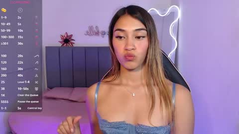 Snapshot of jenner_tay chatting on May 22, 2026, 3:02 am jenner online show from May 22, 2026, 3:02 am