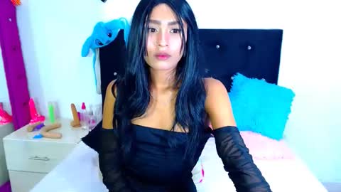 jenn online show from December 19, 2025, 7:26 am