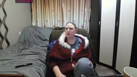 Snapshot of jennideep chatting on March 2, 2026, 5:42 pm JenniDeep online show from March 2, 2026, 5:42 pm