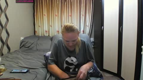 Snapshot of jennideep chatting on June 24, 2026, 3:11 pm JenniDeep online show from June 24, 2026, 3:11 pm
