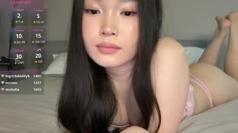jennie_yung online show from April 22, 2026, 12:35 am