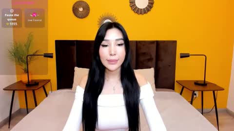 Jennifer online show from September 10, 2025, 1:27 am