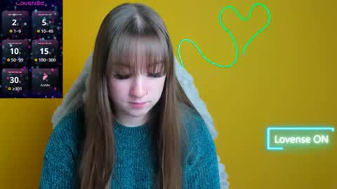 Jennifer online show from December 3, 2025, 6:43 am