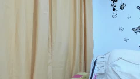 jenniferloveyou online show from September 13, 2025, 9:09 am