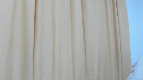 jenniferloveyou online show from October 26, 2025, 4:35 pm