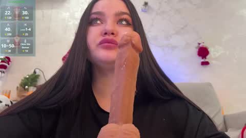 Mila online show from January 15, 2025, 6:43 am