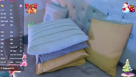 Snapshot of jennnative chatting on December 5, 2024, 2:09 am JENN online show from December 5, 2024, 2:09 am