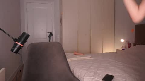 Snapshot of jenny__lii chatting on May 19, 2026, 4:02 pm call me Jenny online show from May 19, 2026, 4:02 pm