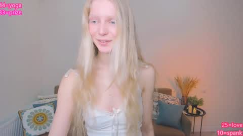 Snapshot of jenny_ames chatting on February 8, 2025, 4:04 pm Jenny  online show from February 8, 2025, 4:04 pm