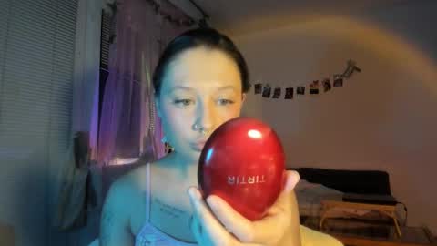 Jennifer Jenny Darling   online show from January 12, 2026, 7:08 pm