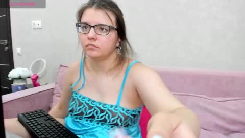 Jenny online show from February 25, 2025, 7:52 am