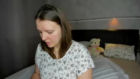 Jenny online show from May 5, 2026, 9:39 am