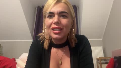 Jenny online show from December 15, 2024, 6:26 pm