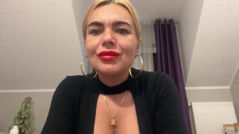 Jenny online show from December 31, 2024, 8:26 am