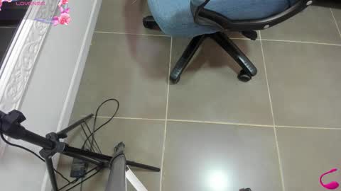 jenny_stark online show from December 5, 2025, 11:08 am