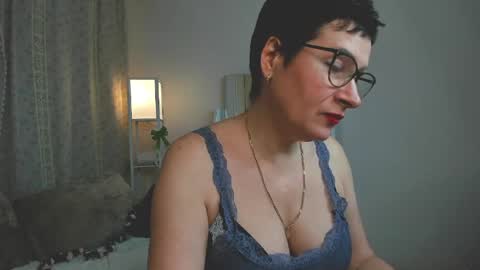 Snapshot of jennymons chatting on April 1, 2026, 1:41 pm Jenny online show from April 1, 2026, 1:41 pm