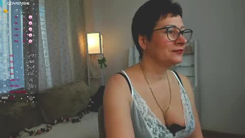 Snapshot of jennymons chatting on April 2, 2026, 2:31 am Jenny online show from April 2, 2026, 2:31 am