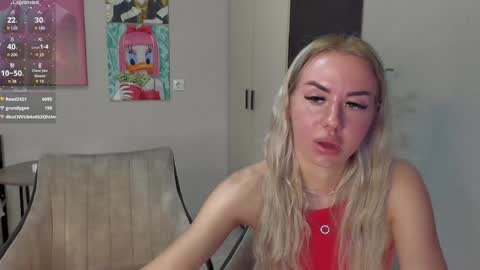 Snapshot of jeremayalove chatting on January 15, 2025, 1:52 pm Hi hi We are Jessie and Betti online show from January 15, 2025, 1:52 pm