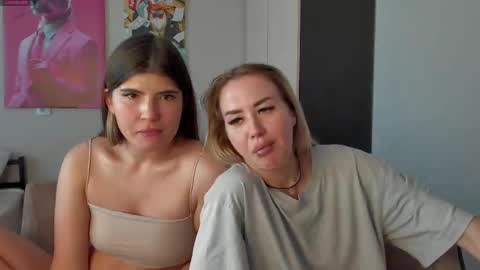 Snapshot of jeremayalove chatting on February 16, 2025, 12:54 pm Hi hi We are Jessie and Betti online show from February 16, 2025, 12:54 pm