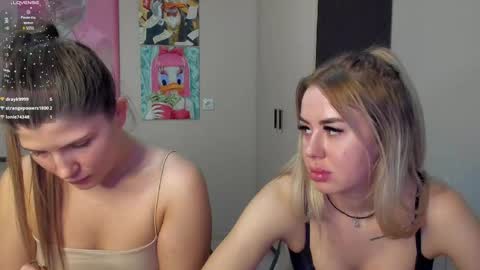 Snapshot of jeremayalove chatting on March 3, 2025, 3:42 pm Hi hi We are Jessie and Betti online show from March 3, 2025, 3:42 pm