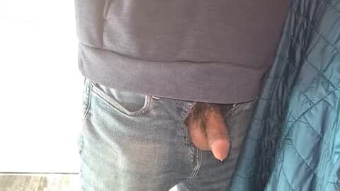 jerker_fan online show from April 9, 2026, 9:09 pm