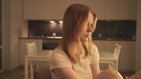 Molly online show from October 15, 2025, 3:34 pm