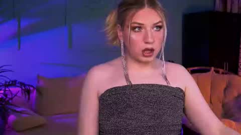 jes_solar online show from February 3, 2026, 4:56 pm