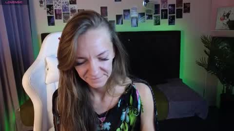 jesica_moon_peachy online show from October 11, 2025, 1:38 am