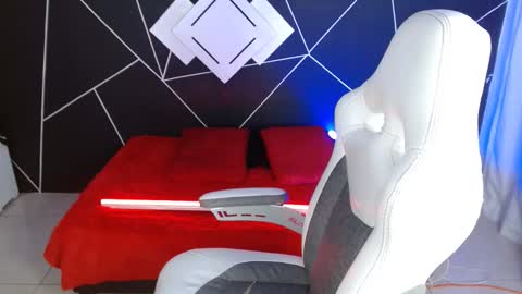 Snapshot of jesiclark chatting on January 26, 2025, 2:03 am sofi online show from January 26, 2025, 2:03 am