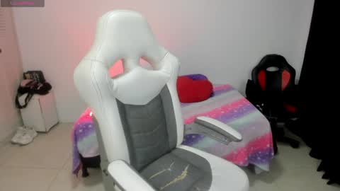 Snapshot of jesiclark chatting on May 17, 2026, 4:32 am sofi online show from May 17, 2026, 4:32 am