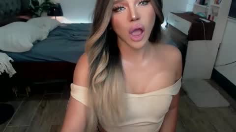 jesie_hot69 online show from November 19, 2025, 10:15 am