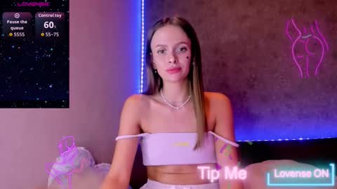 Jess online show from September 14, 2025, 9:03 pm