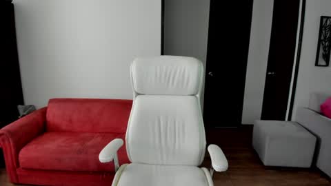 Snapshot of jess_rosse chatting on June 17, 2026, 3:46 pm jess_rosse online show from June 17, 2026, 3:46 pm