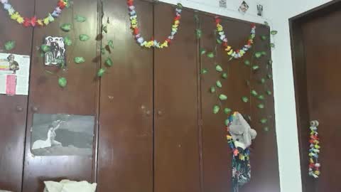 Jessica online show from February 1, 2026, 6:06 pm