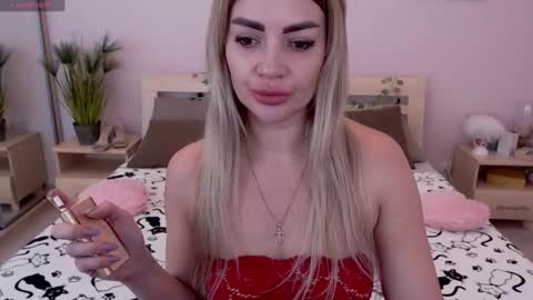 Snapshot of jessabellucci chatting on January 15, 2025, 7:26 am Jessa Bellucci online show from January 15, 2025, 7:26 am