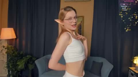 Snapshot of jessdail chatting on November 5, 2025, 12:05 pm Jess online show from November 5, 2025, 12:05 pm