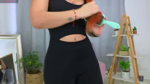 bella  adams online show from February 2, 2025, 9:56 pm