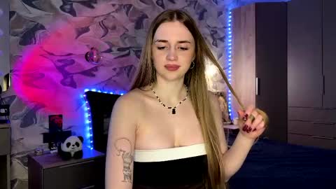 Jessica hot online show from May 10, 2026, 4:56 pm