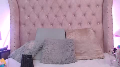 Jessica  online show from December 29, 2024, 5:01 pm